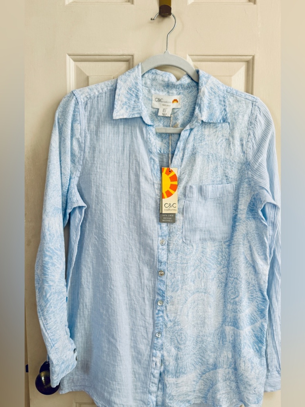 C&C California Pale Blue women’s Casual Button-Down Shirt